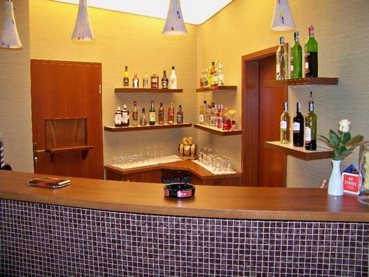 Przejazdowo Hotel Gniecki Gdansk מראה חיצוני תמונה