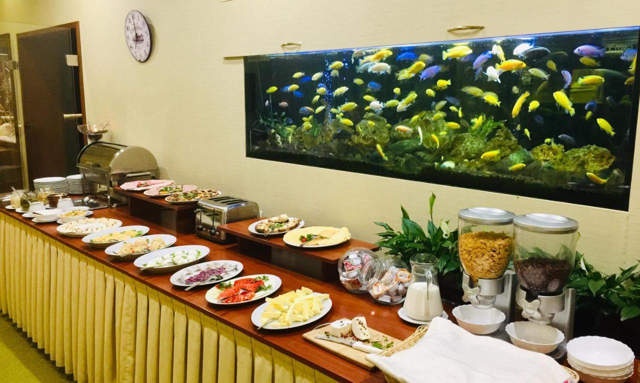 Przejazdowo Hotel Gniecki Gdansk מראה חיצוני תמונה
