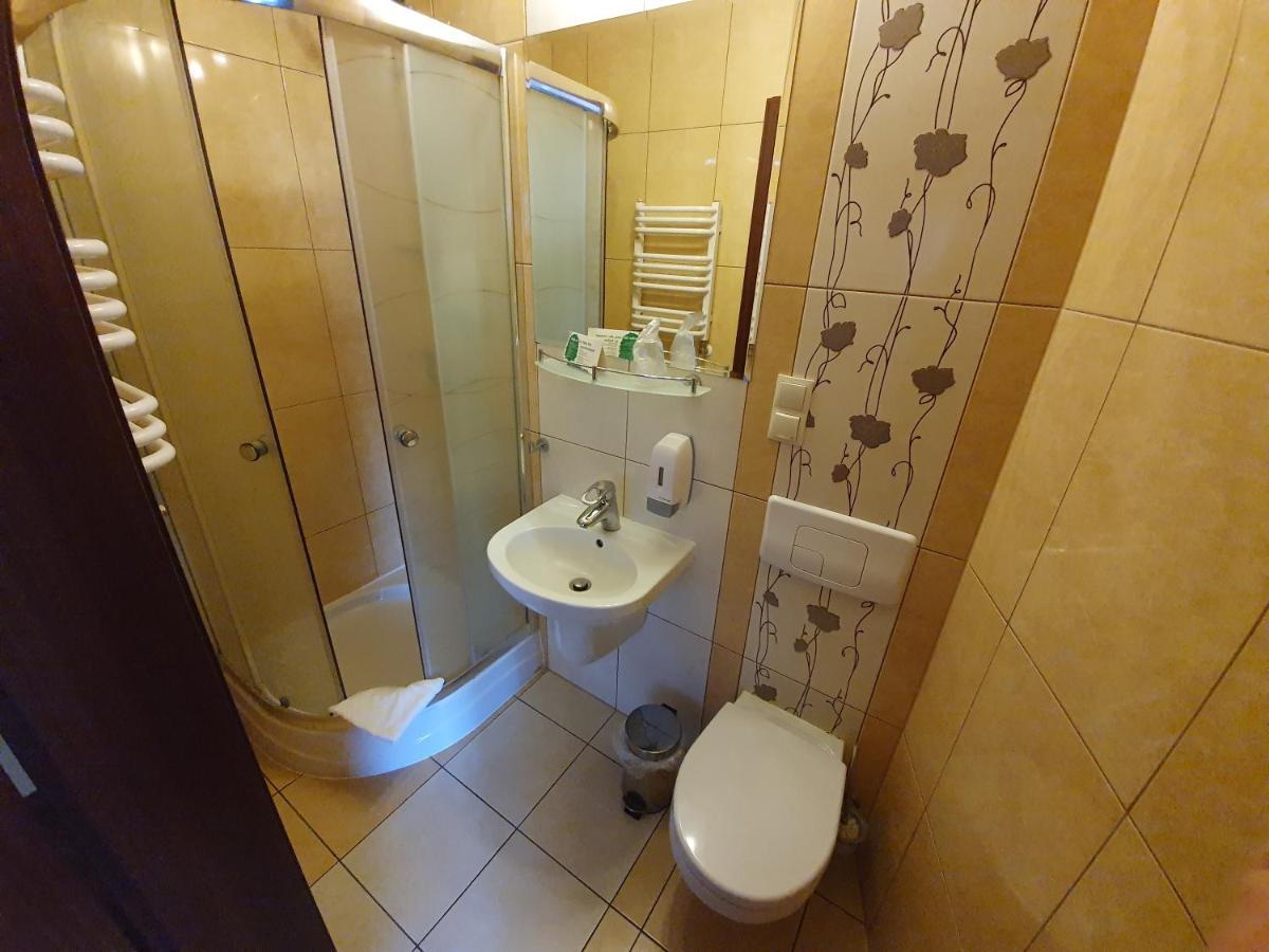 Przejazdowo Hotel Gniecki Gdansk מראה חיצוני תמונה